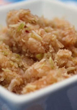 Carolina Red slaw is different from traditional coleslaw. Instead of mayonnaise, this slaw uses a vinegar dressing. This makes the slaw perfect for outdoor serving, as it can be stored for longer periods without refrigeration. The "red" comes from the tanginess of ketchup, and spices, gives this side dish delicious flavor.