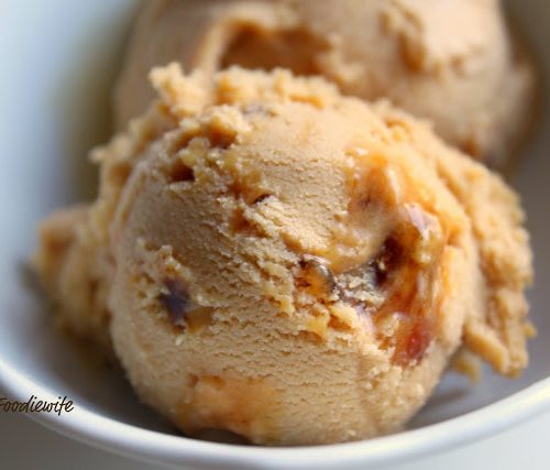 Salted Butter Caramel Ice Cream - A Feast For The Eyes