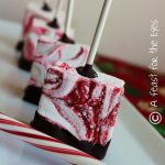 Homemade Chocolate Dipped Peppermint Marshmallows