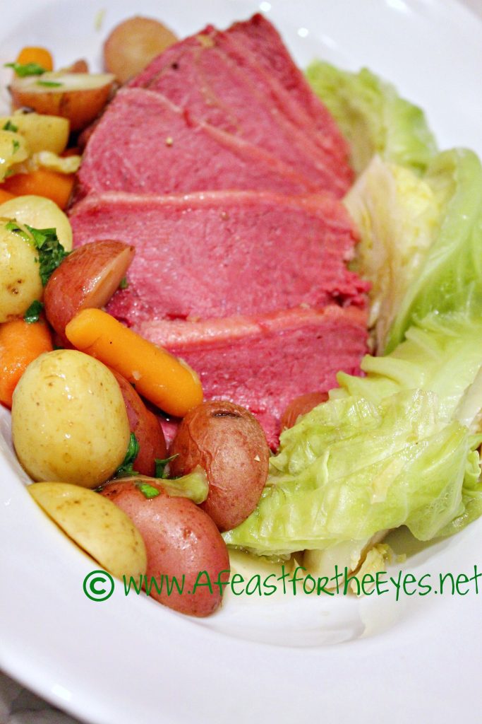 Corned Beef And Cabbage In Instant Pot / Instant Pot Corned Beef And Cabbage Went Here 8 This - Corned beef and cabbage, the classic irish dish most often enjoyed on st patrick's day, is considered an essential march recipe by many home cooks.
