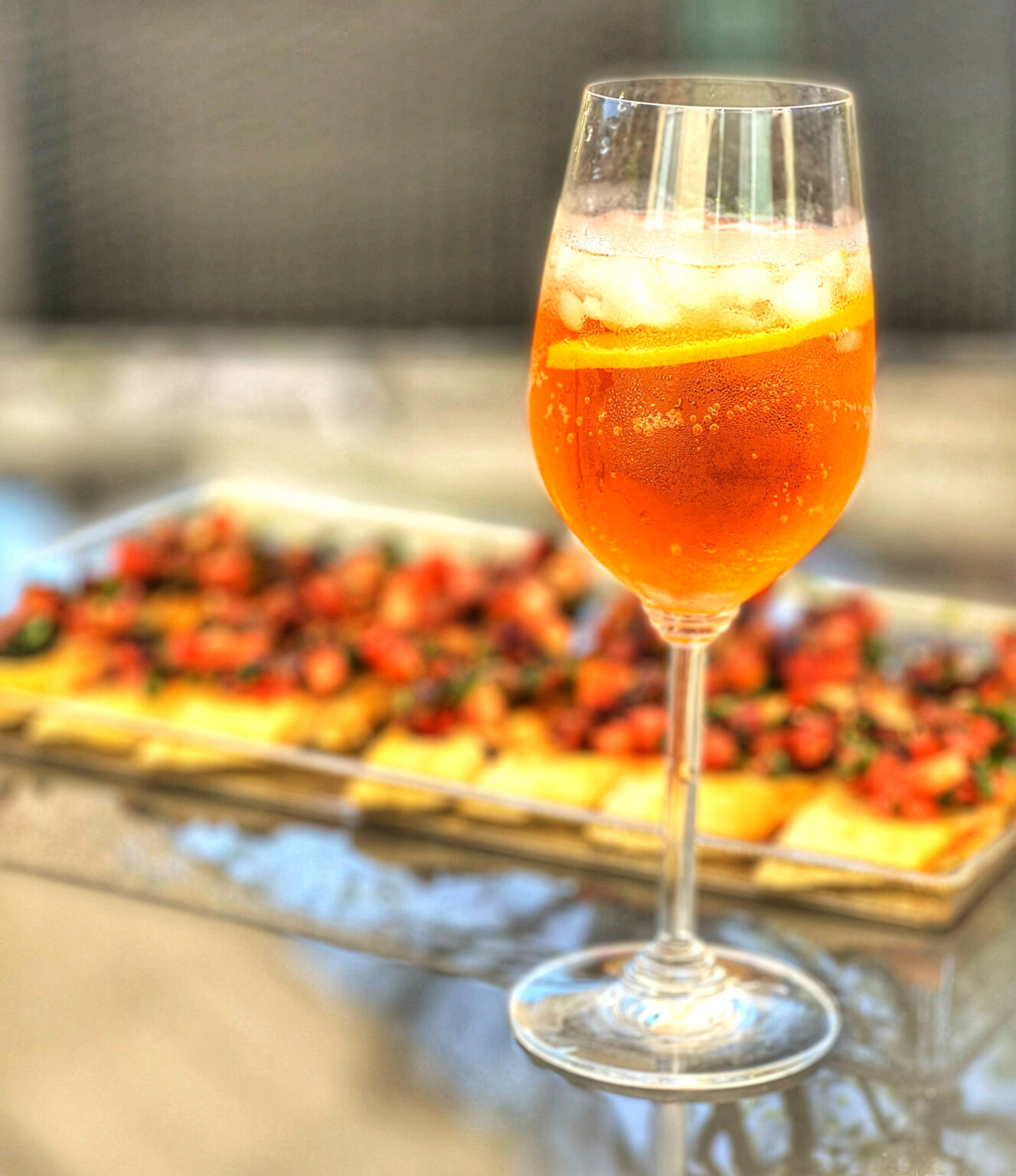 How to Make A Classic Aperol Spritz Aperitif Cocktail - A Feast For The ...