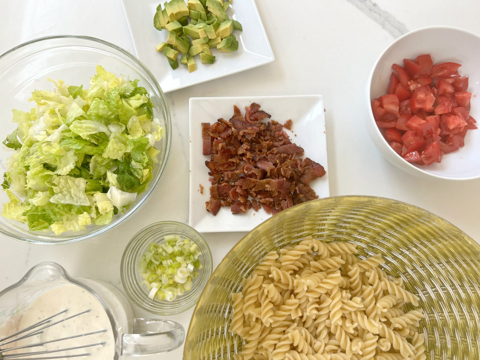 The Best Bacon, Lettuce, Avocado And Tomato Pasta Salad (B.L.A.T.) - A ...