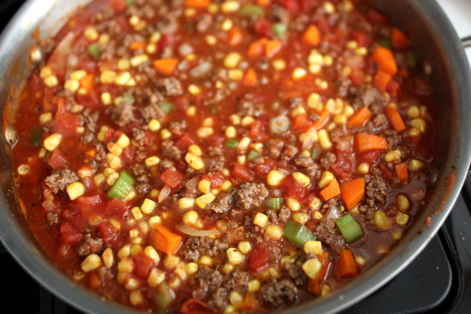 Fast and Easy Classic American Goulash Skillet Dinner - A Feast For The ...