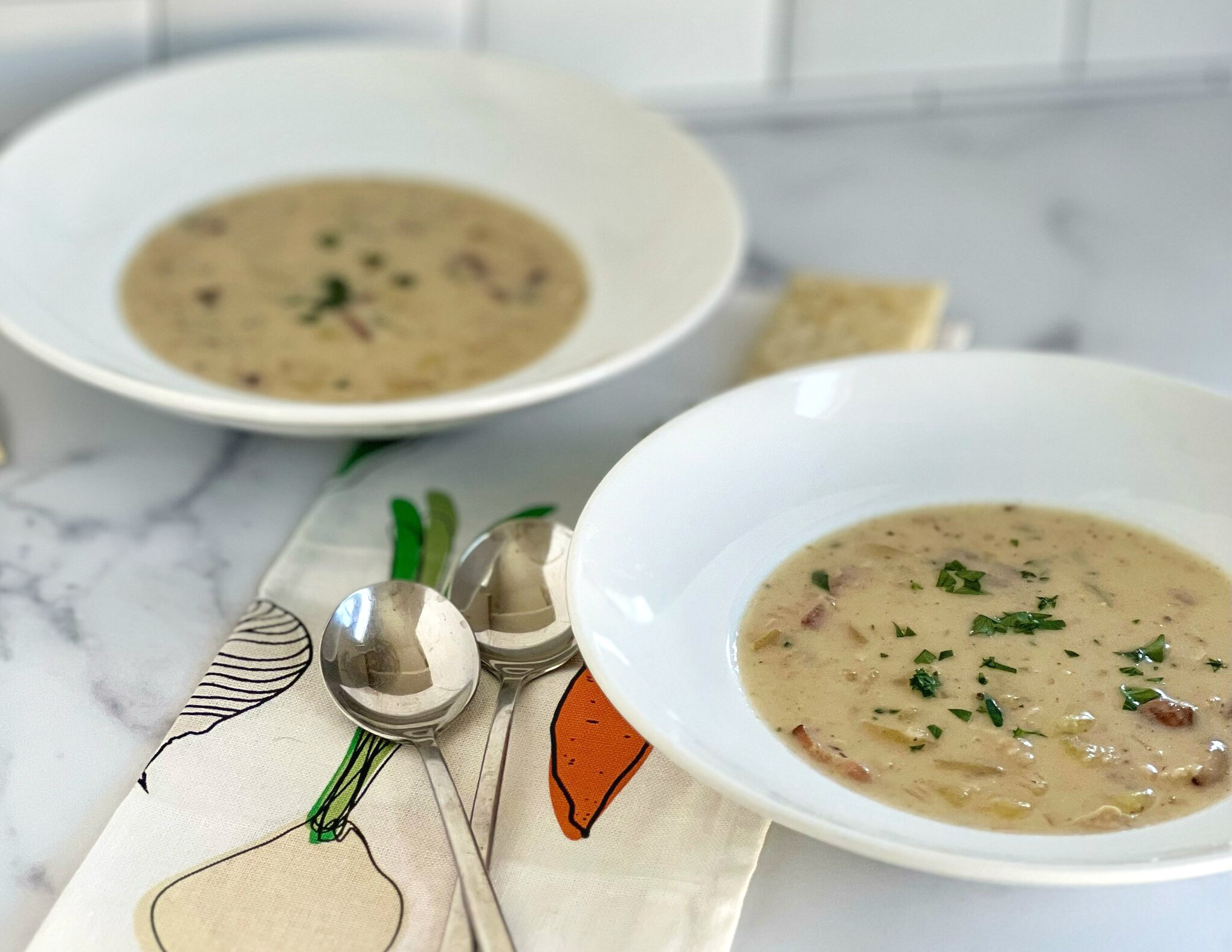 Quick New England Style Clam Chowder - A Feast For The Eyes