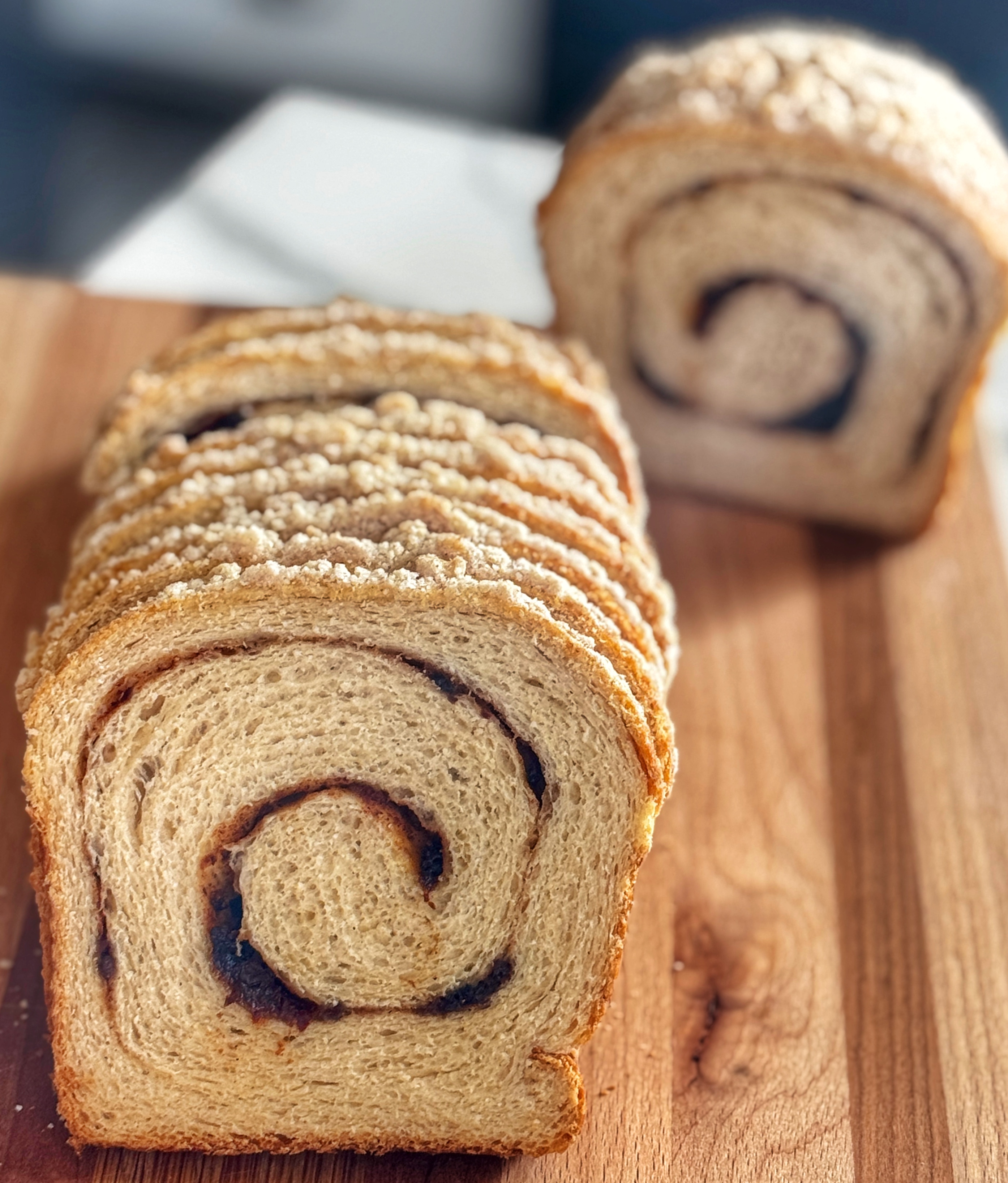 Cinnamon Streusel Swirl Bread